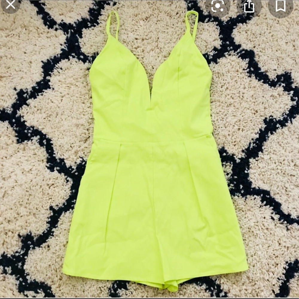 Solemio Neon Green size XS Romper